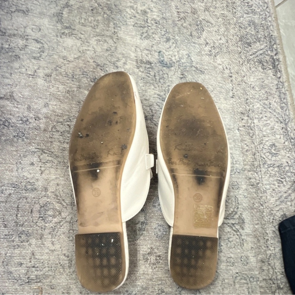 Cream Slip-On Loafers size 8 - Picture 3 of 8